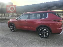 ميتسوبيشي اوتلاندر